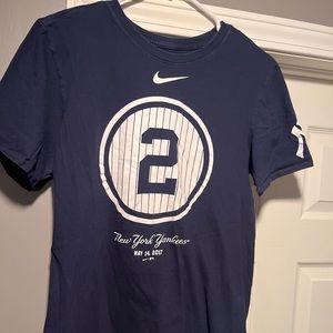 NIKE Derek Jeter farewell t-shirt. New York Yankees. Size Small.